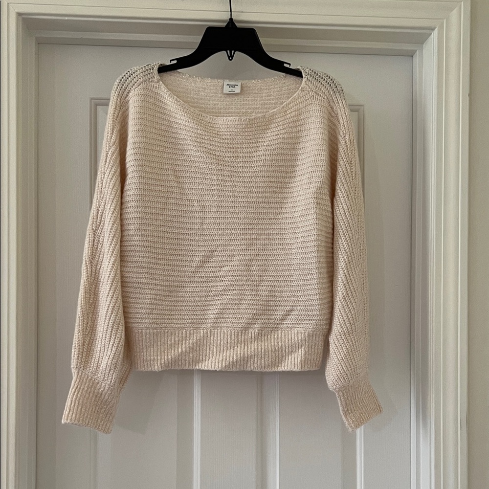 Abercrombie and Fitch Women's Cream boatneck Sweater NWT